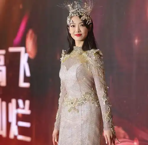 杨紫也没逃过被捧杀的命运