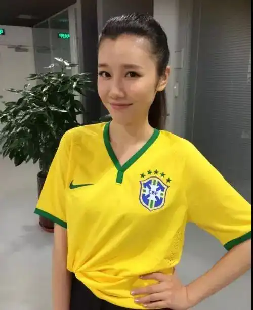 毒奶教主终于奶死英格兰,法国和克罗地亚球迷在哪里