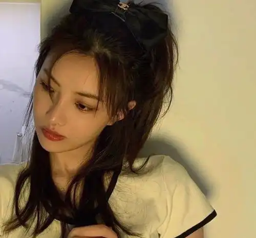 温柔真人女生头像可以作为qq个签的文艺超仙文案