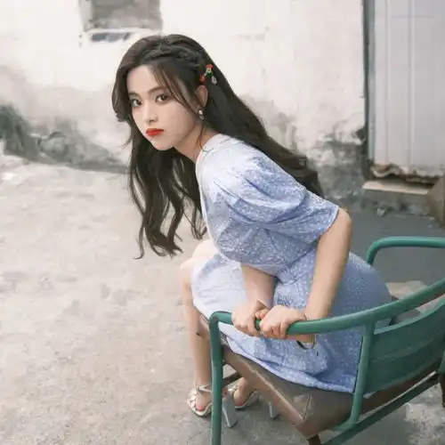 这5款扎发最适合圆脸的女生减龄清爽又好看