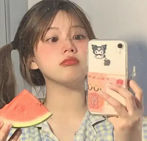 ins你的憨憨女孩头像