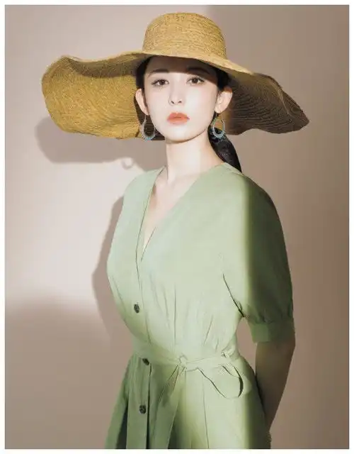 最新女生头像气质牛油果