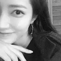 微信头像女高冷黑白围棋