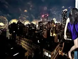 寻求刺激韩国女摄影师高楼边缘玩命自拍