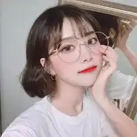 短发清纯美女图片头像清纯短发女生头像