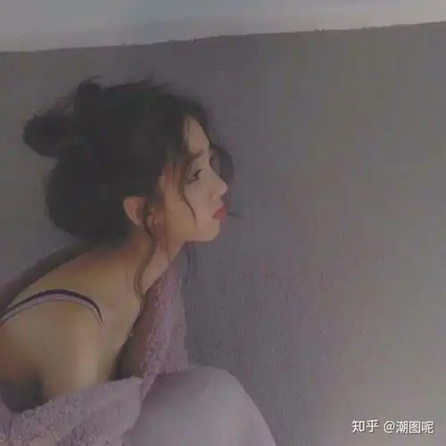 有没有看起来很丧但又不明显的的头像