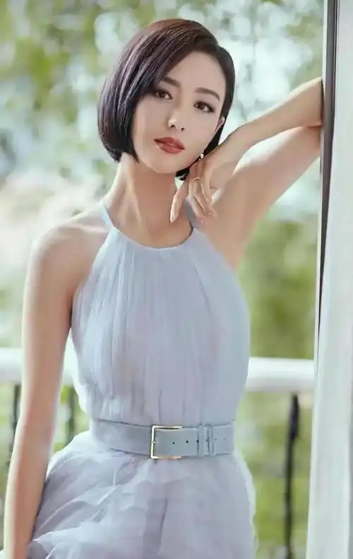 佟丽娅和古力娜扎谁更漂亮