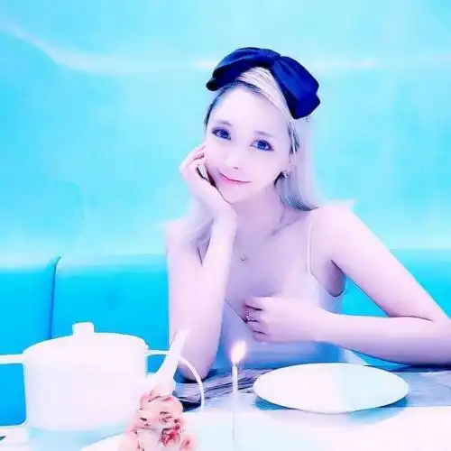 精品女生头像,很酷的特别优秀特漂亮的美女头像