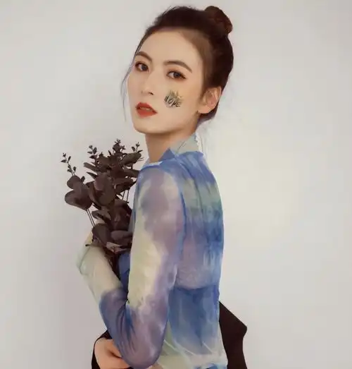 曾春蕾接班人来了00后美女进中国女排人美球靓当龚翔宇替补