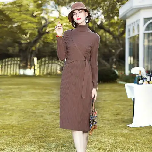 感恩岁月,让45岁女人穿裙装魅力100分,十全十美的新春时尚