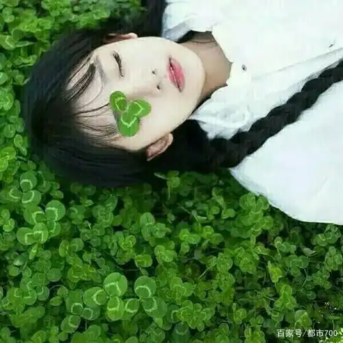 国际知名女星勇敢发声,直面感情经历,用断舍离的方式告别过去