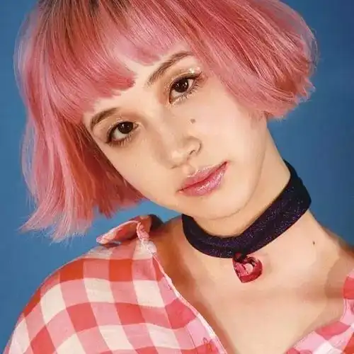 空气刘海out了,目前这款刘海火爆亚洲