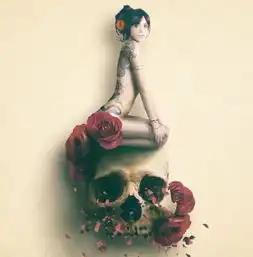 寻找一张360壁纸一纹身女孩侧坐在骷髅上图片是暖色调的有部分截图