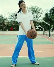 美女城管让小贩乖乖听话盘点网络爆红的萌妹子