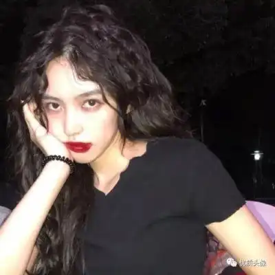 短发女头像高冷霸气有气质短发女头像最潮