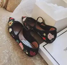 tabithasimmons穿一双好鞋的女人一定不丑