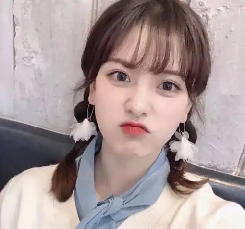 女生不拒绝你这几个动作,你要明白其中深意