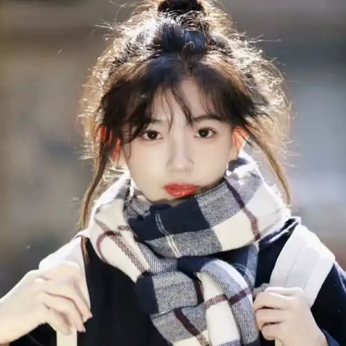 高级感温柔女生头像17