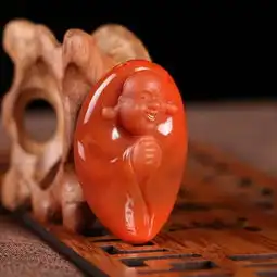南红玛瑙里男戴观音女戴佛的说法由来