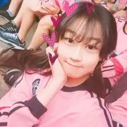 哭声里的小女孩长大了,身高猛增20cm快要认不出来啦