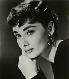 美女做头像的图片奥黛丽