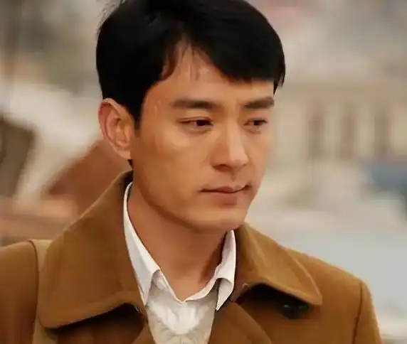 正午阳光生命树杨烁肿了,胡歌更帅了,我被杨紫惊艳了