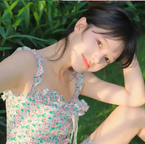 真人女生头像上分必备头像