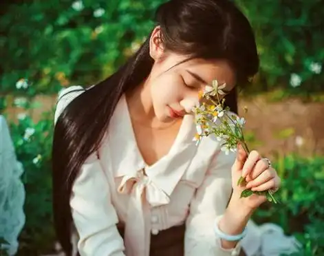 女生自然舒服小清新头像