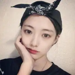 唯美女神头像小清新短发