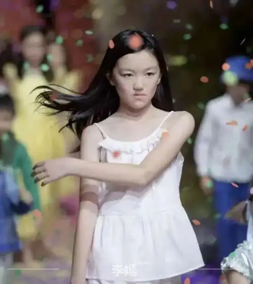 儿童头像超萌女孩12岁女