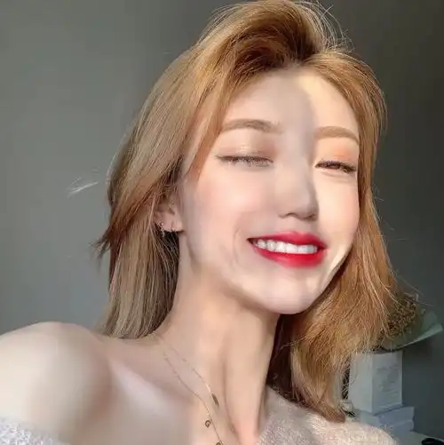ins女生头像我的月亮永悬不落