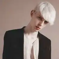QQ女生头像图片欧美男