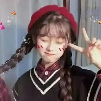 可爱少女头像真人图片绿