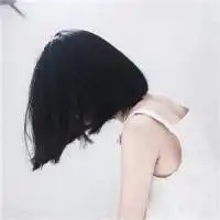 微信头像背影女短发小情绪