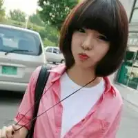 求此女孩名字啊