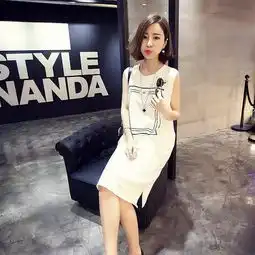 夏天不需要复杂t恤也能穿出时尚