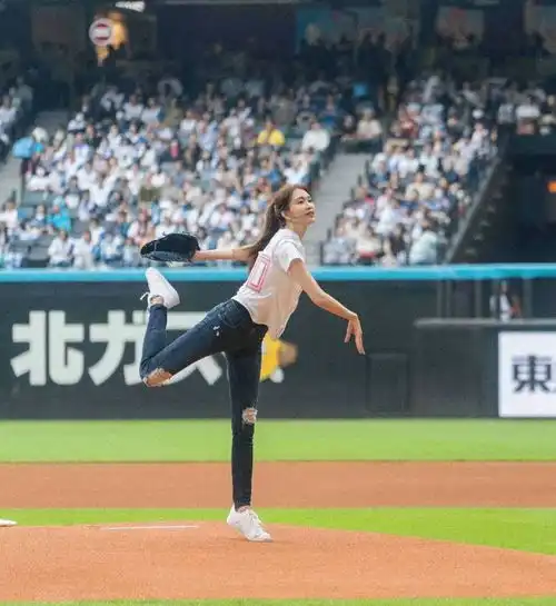 林志玲状态逆天快50岁却少女气十足,她的保养秘诀究竟是什么