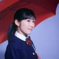 女生对着镜子自拍卖萌图片微信头像图片大全