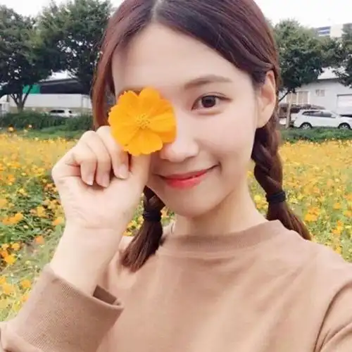 15岁女孩头像图片可爱泪