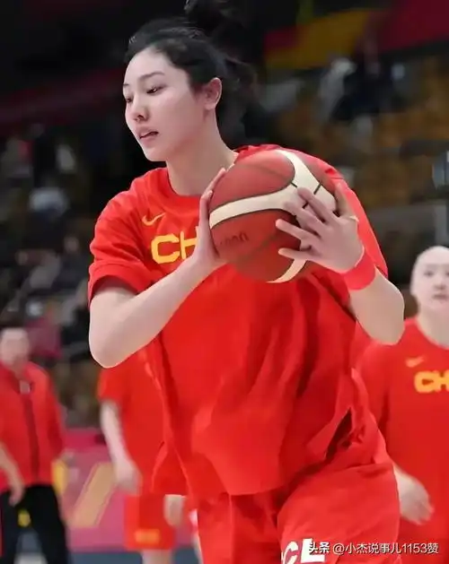 中国女篮将重建5人有望留队,李月汝领衔,创奥运历史第2差战绩

