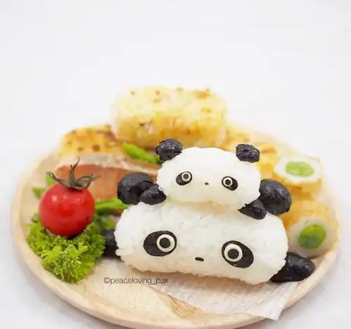 自从女朋友开始做可爱便当,我已经饿了三天没舍得吃午饭了