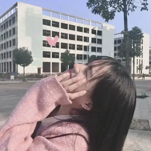 真人女生头像烂大街大黑