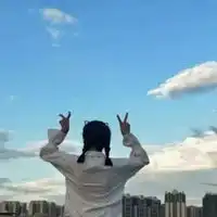 qq头像女生闺蜜头像一人一张背影