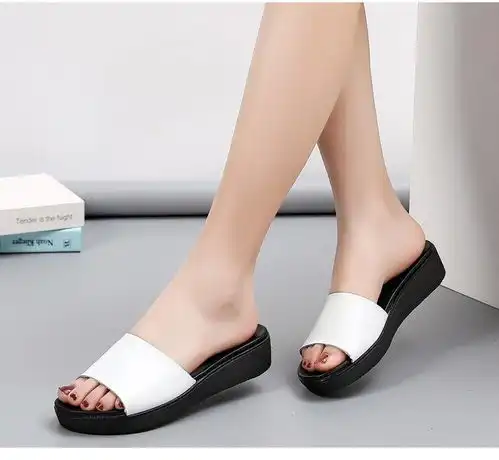 2020新款坡跟拖鞋女夏外穿学生韩版一字拖松糕厚底沙滩凉拖鞋防滑