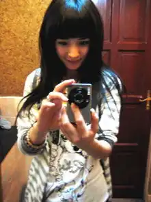 成熟优雅女生图片头像杨