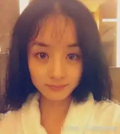 女星素颜大pkbaby土得掉渣,谢娜老几岁,有一位丑得惊人