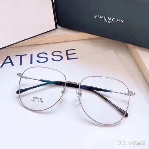 有什么适合女孩子的眼镜外框款式