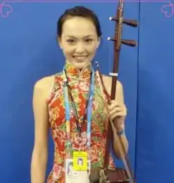 当红小花旦刚出道的样子,本以为古力娜扎最美,没想到她才是神颜