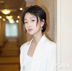 同样是短发焦俊艳撩妹款和周冬雨俏皮款差在哪