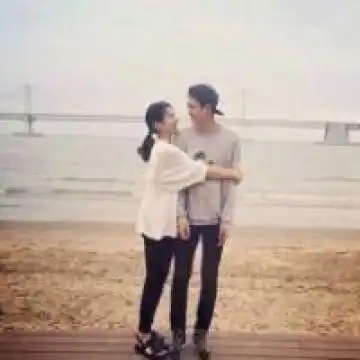 许多年以后我还有他